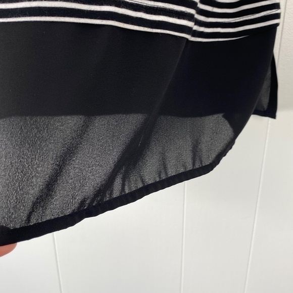 TAHARI size M black and white stripe sleeveless top with shear bottom - Picture 2 of 9
